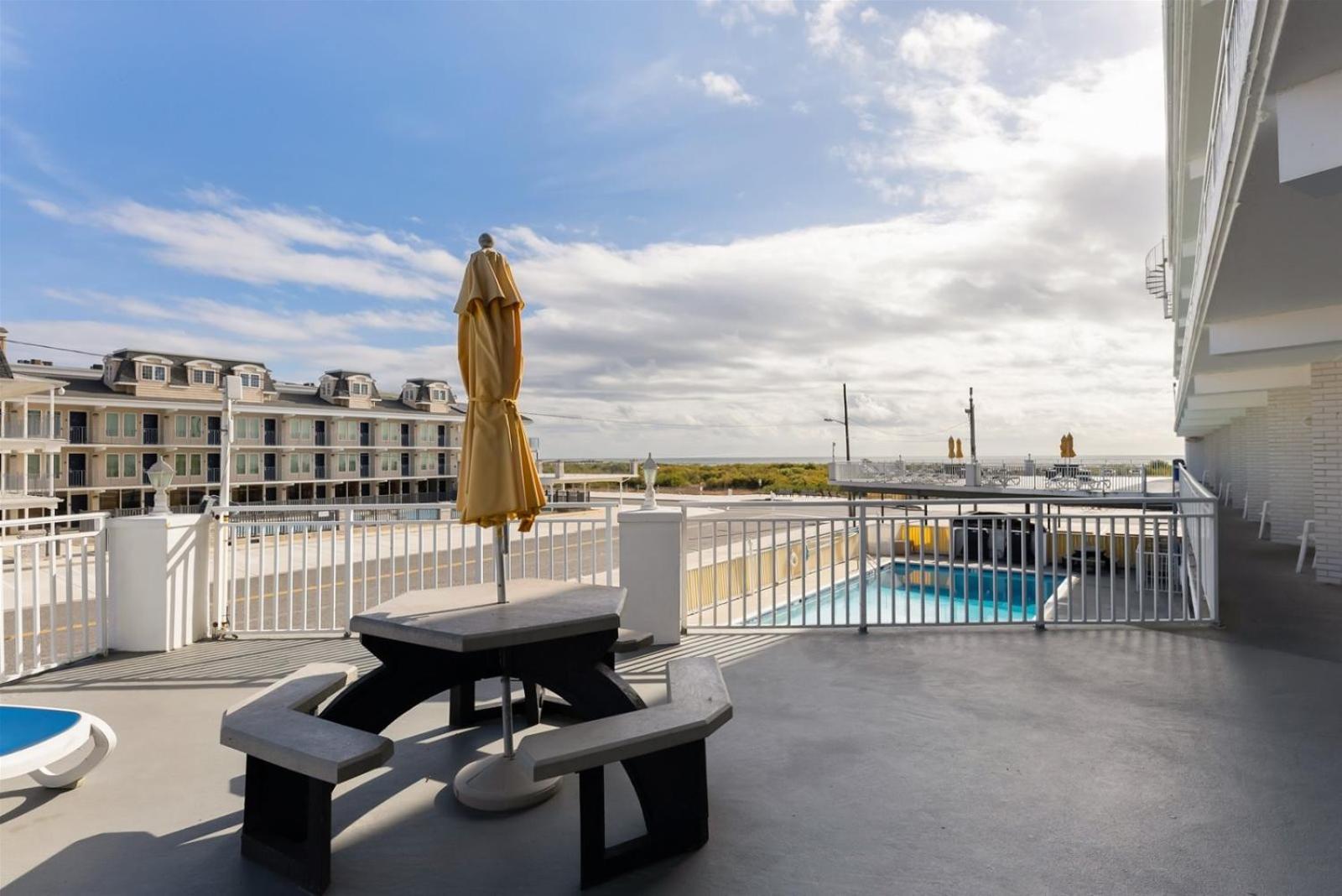 6201 Ocean Ave, Unit 204 - The Nassau Inn Уайлдууд Екстериор снимка