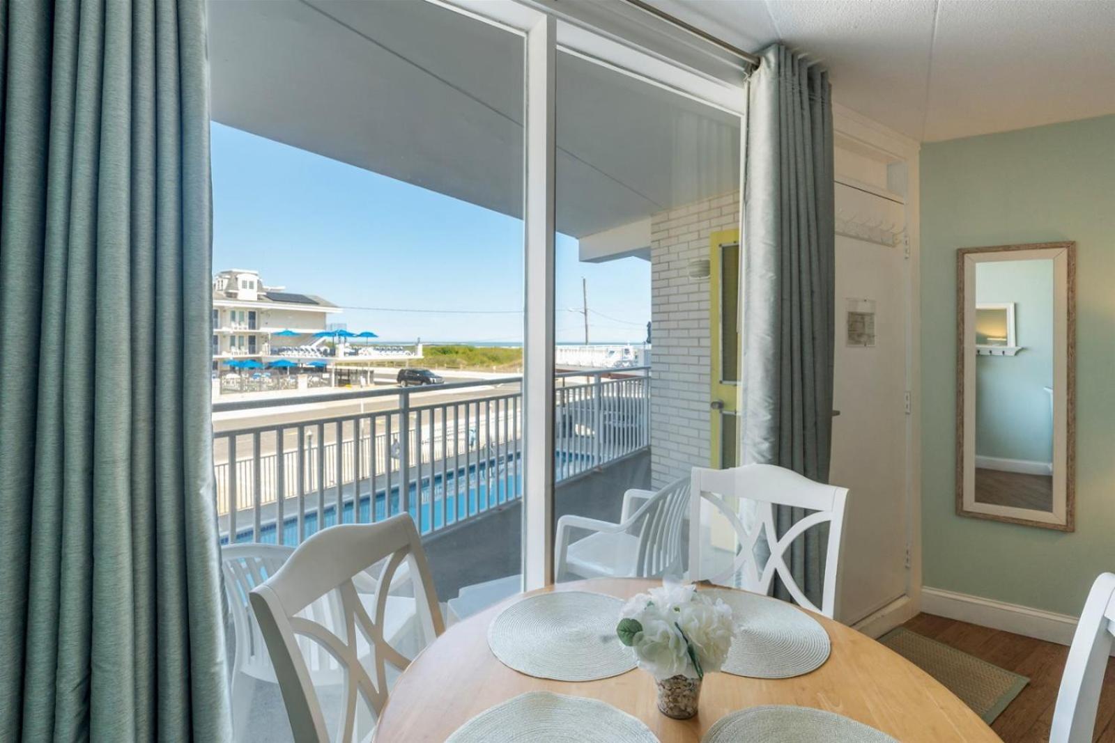 6201 Ocean Ave, Unit 204 - The Nassau Inn Уайлдууд Екстериор снимка