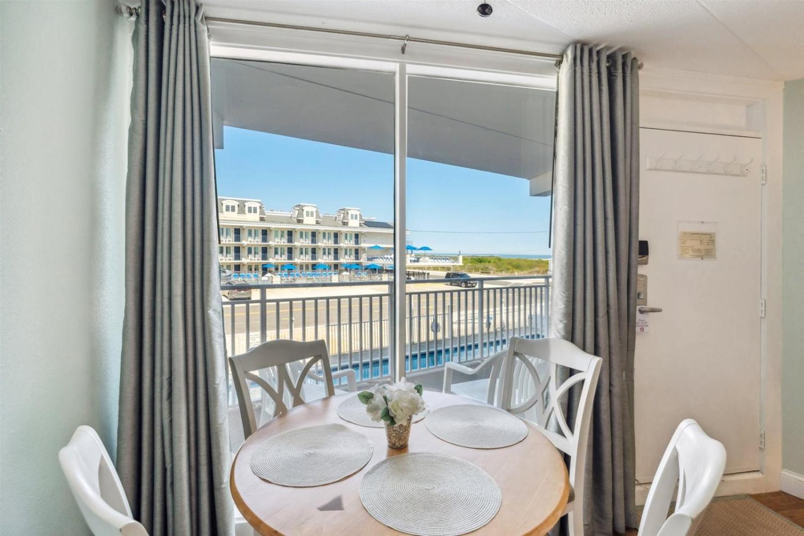 6201 Ocean Ave, Unit 204 - The Nassau Inn Уайлдууд Екстериор снимка
